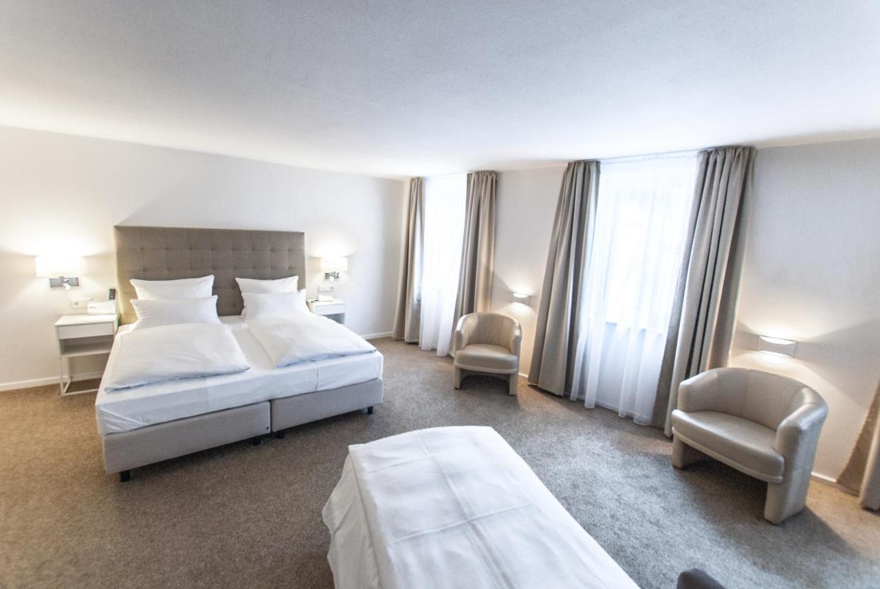 Bayerischer Hof Kitzingen Esterno foto